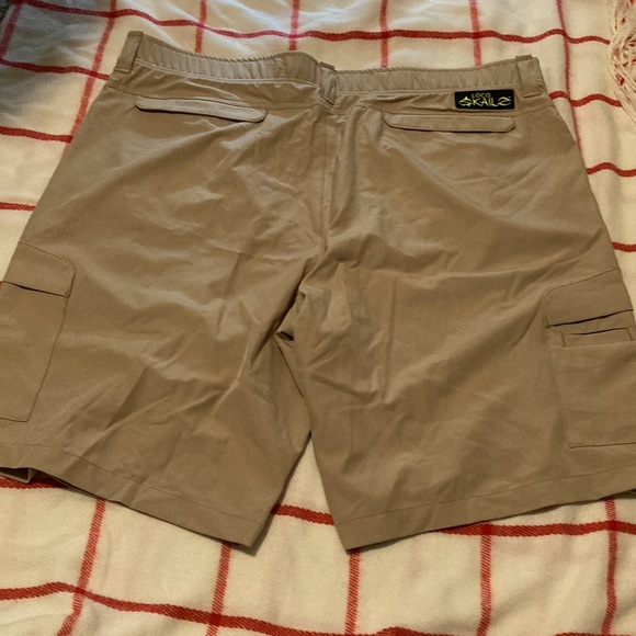 Loco Kailz Cargo Shorts - Picture 4 of 9